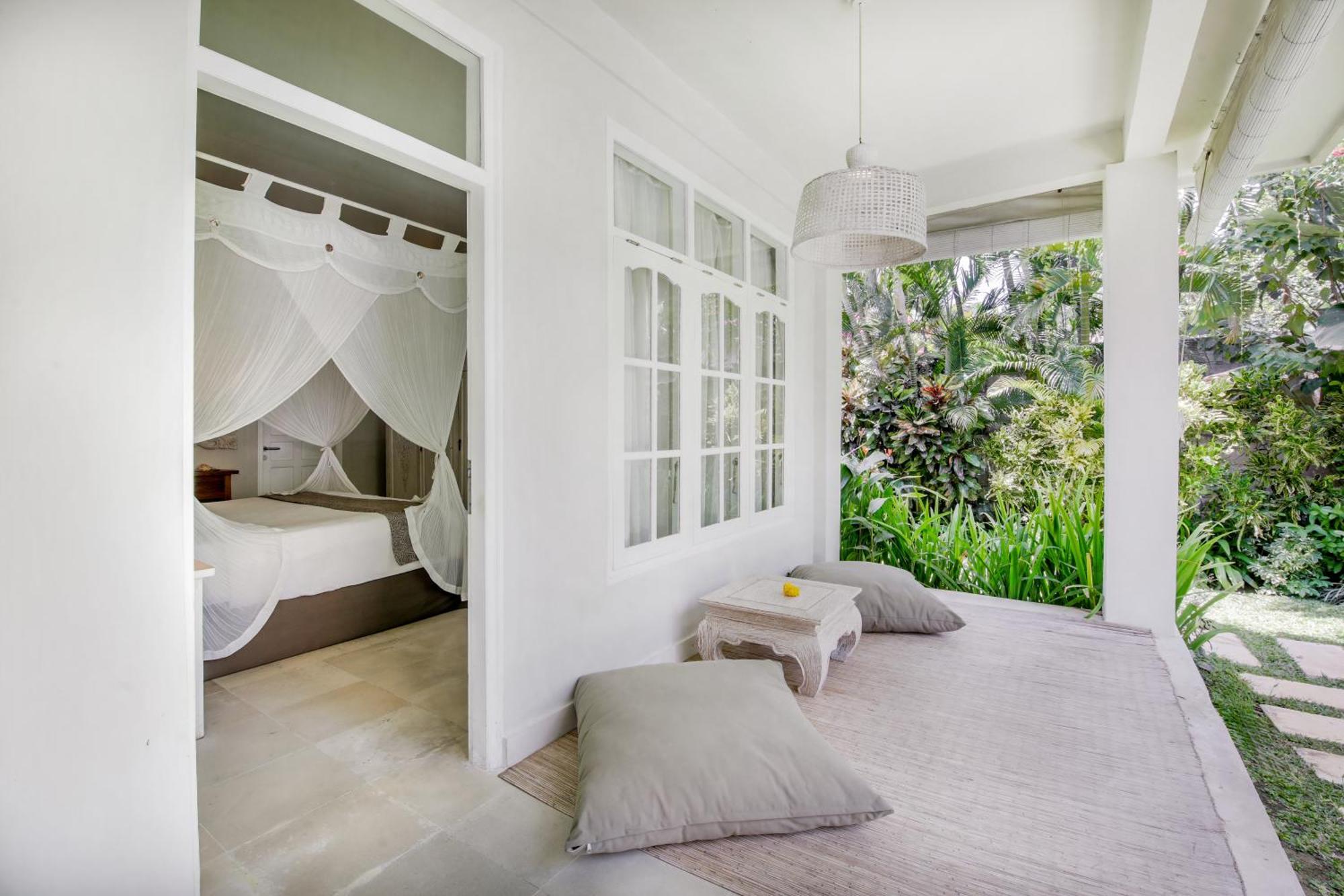 Villa Lodek Deluxe Seminyak Esterno foto