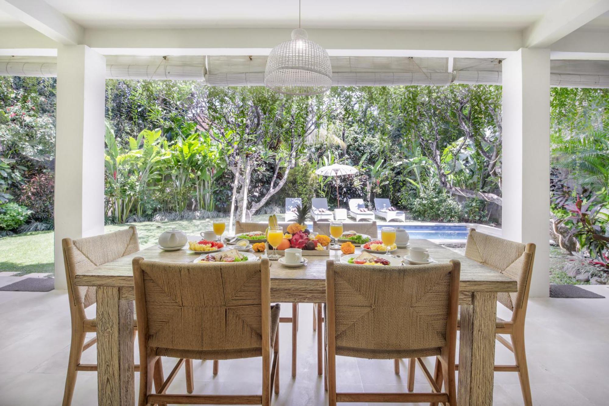Villa Lodek Deluxe Seminyak Esterno foto