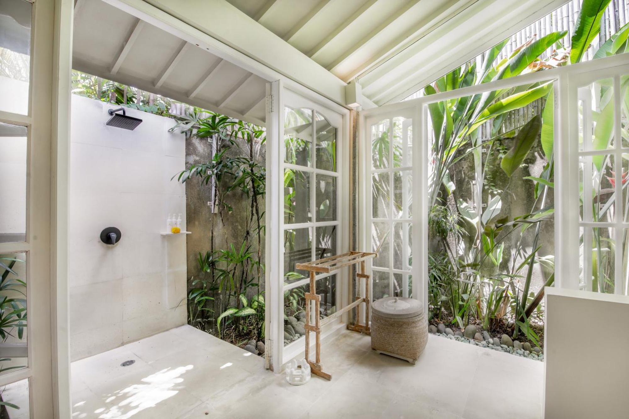 Villa Lodek Deluxe Seminyak Esterno foto