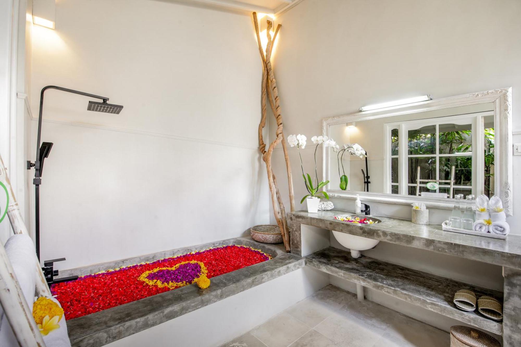 Villa Lodek Deluxe Seminyak Esterno foto