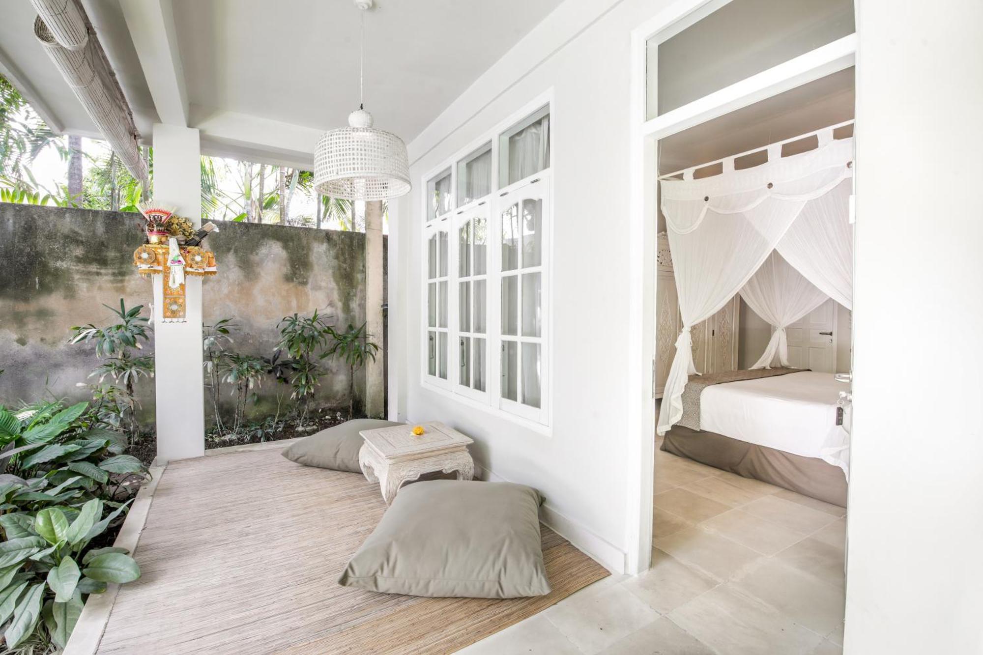 Villa Lodek Deluxe Seminyak Esterno foto