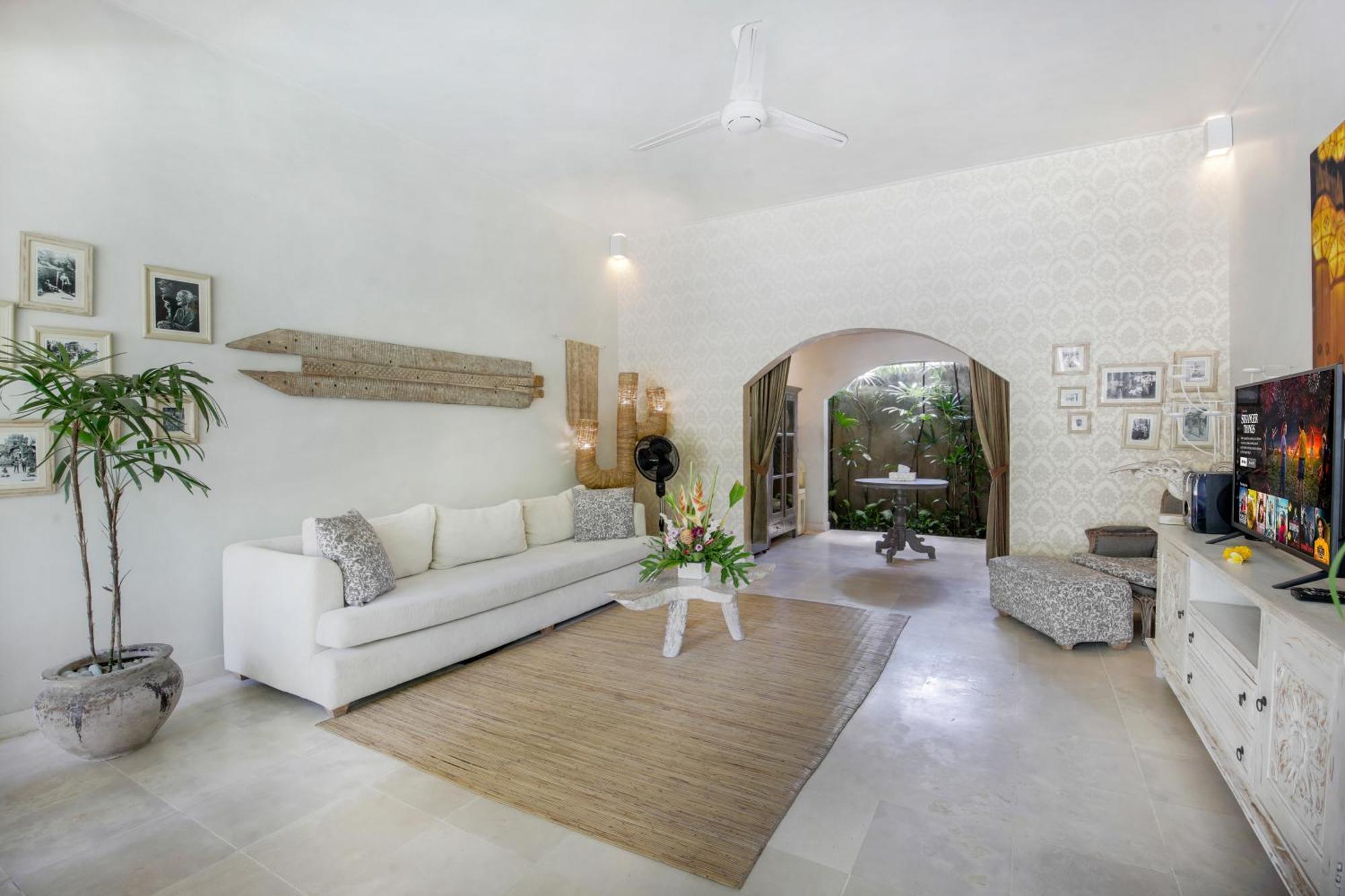 Villa Lodek Deluxe Seminyak Esterno foto