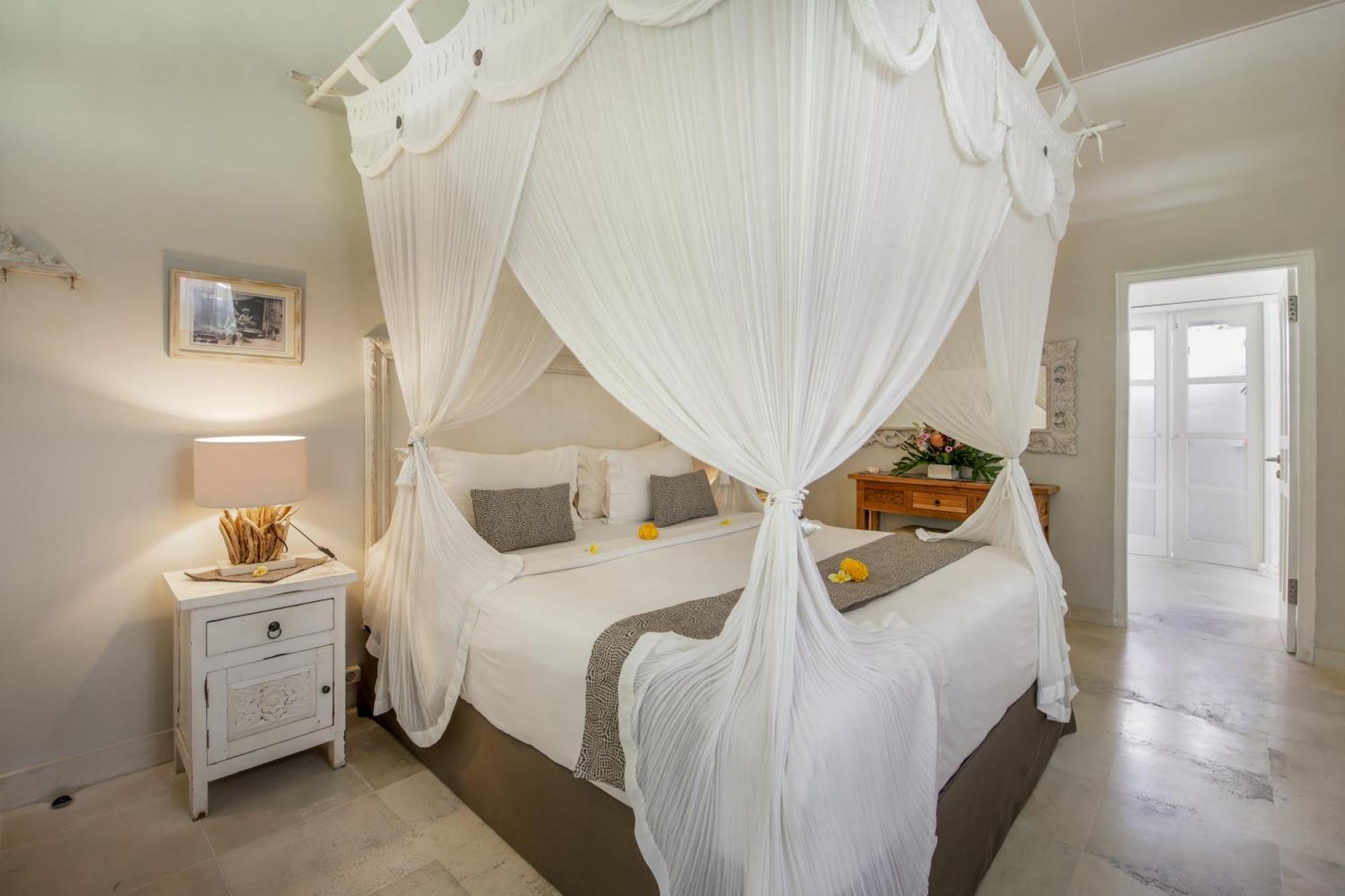 Villa Lodek Deluxe Seminyak Esterno foto