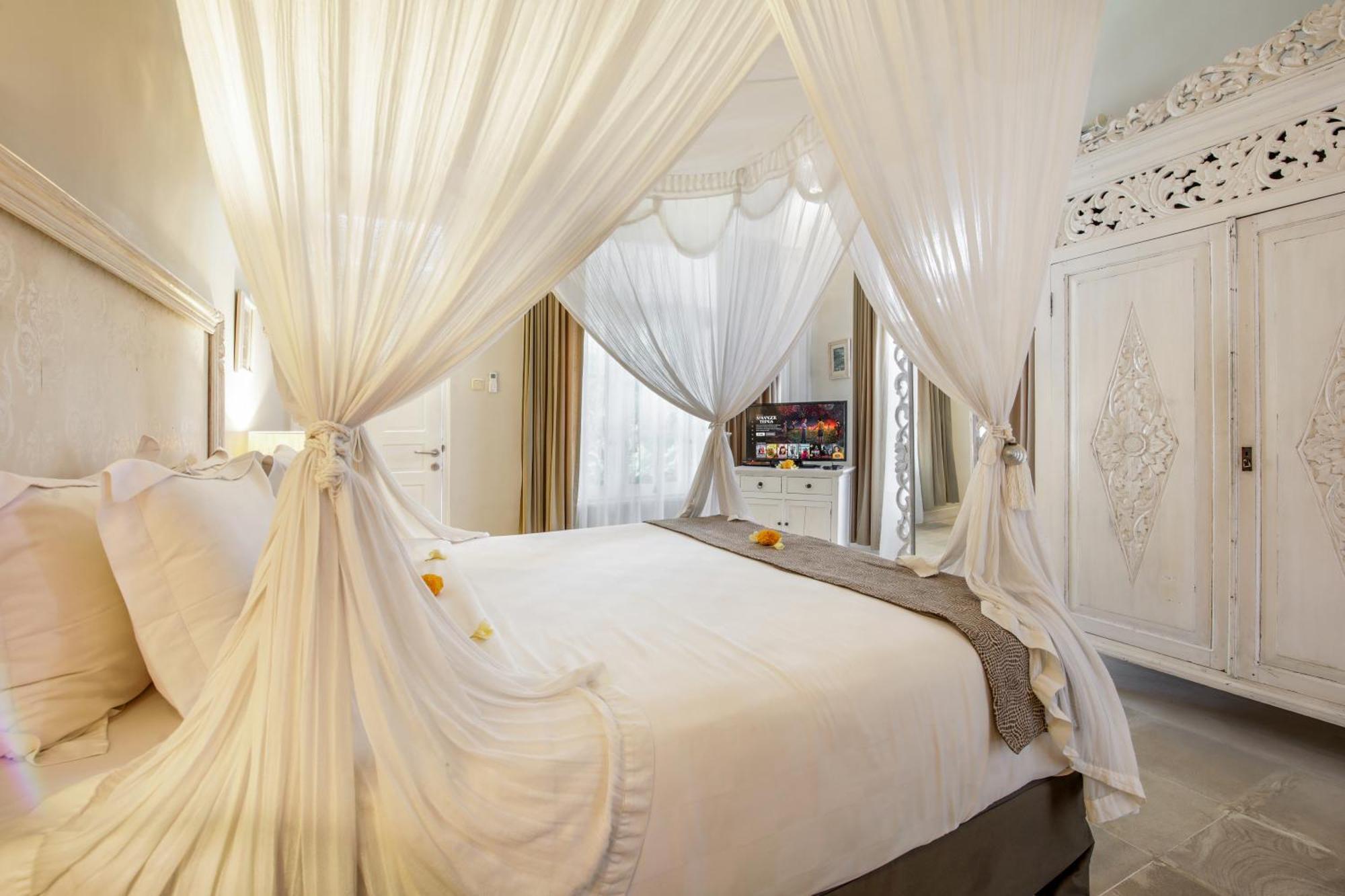 Villa Lodek Deluxe Seminyak Esterno foto