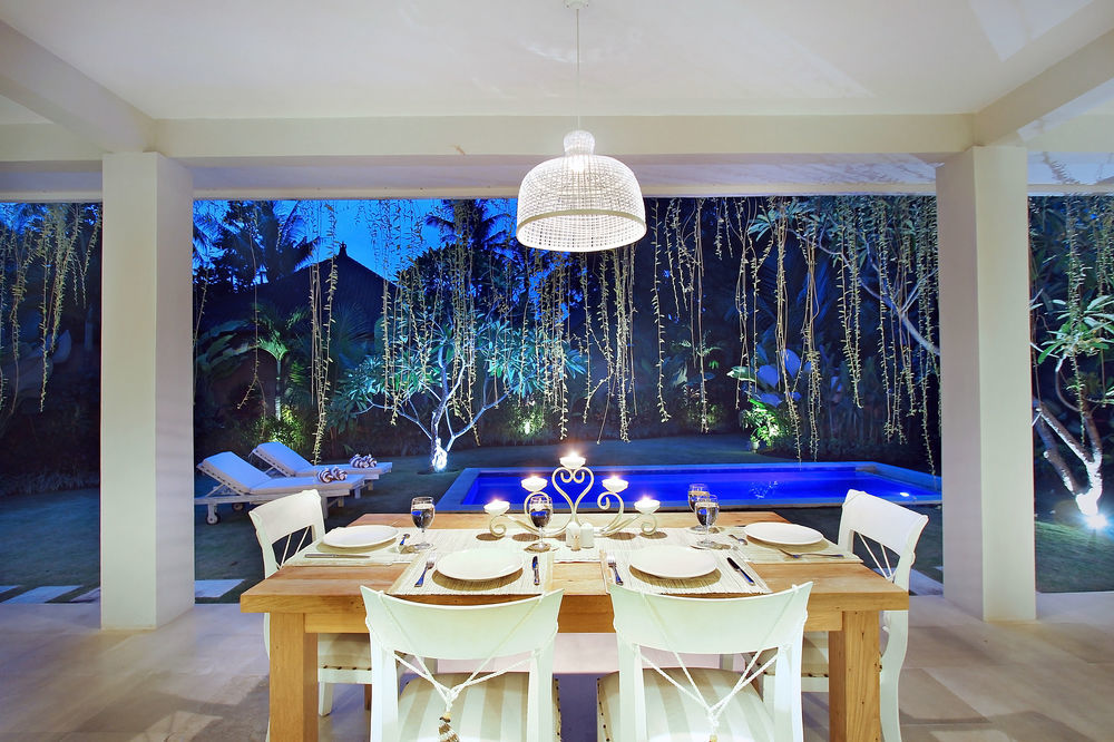 Villa Lodek Deluxe Seminyak Esterno foto