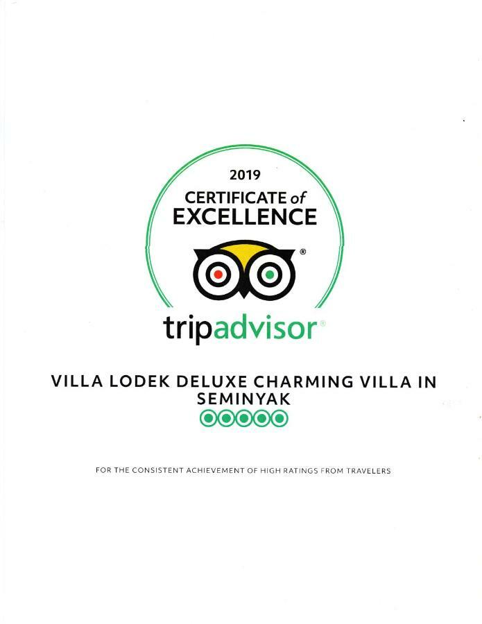 Villa Lodek Deluxe Seminyak Esterno foto